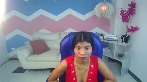 Snapshot of miagreys1 chatting on October 17, 11:35 am miagreys1 online show from October 17, 11:35 am