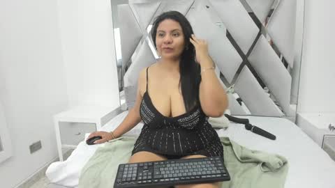 Miah Collins online show from January 15, 5:58 pm