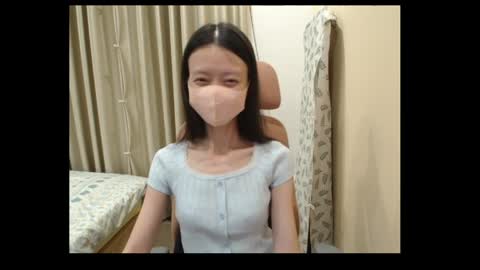miahchan68 online show from May 11, 2:45 pm