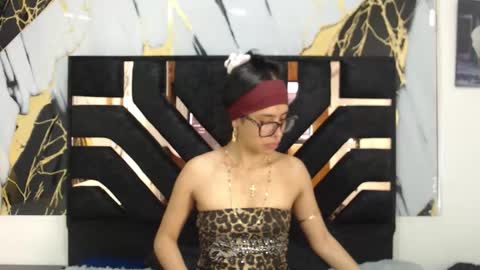 miahotcs online show from May 9, 4:34 pm