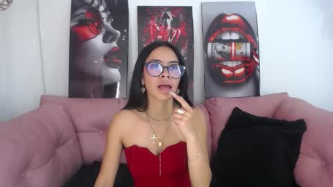 miahotcs online show from May 15, 5:20 pm