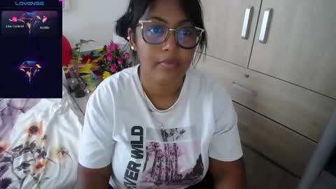 Snapshot of miajoseph_ chatting on February 12, 6:51 pm miajoseph_ online show from February 12, 6:51 pm