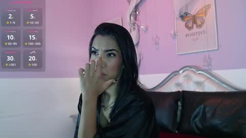 Mia online show from May 10, 11:59 am