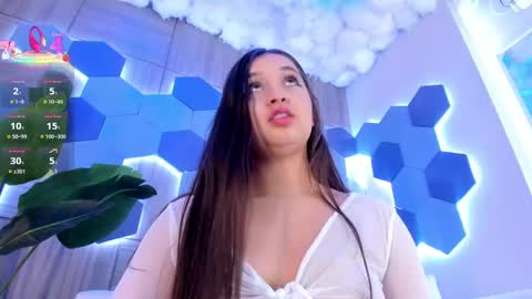 Mia  online show from September 25, 3:54 am