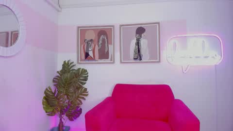 Mia Khalifa online show from January 12, 3:34 am