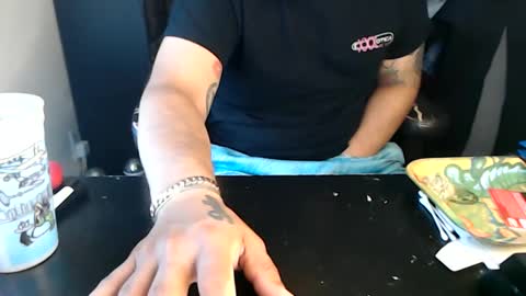 Mark online show from October 1, 3:40 pm