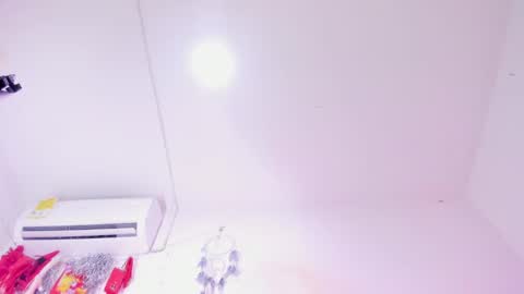 Snapshot of miakirshner_ chatting on January 24, 8:43 pm miakirshner_ online show from January 24, 8:43 pm
