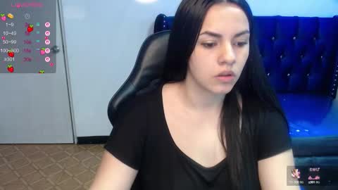 Snapshot of mialover_v chatting on September 26, 1:04 pm Hi Stream 1500 to 2100 online show from September 26, 1:04 pm