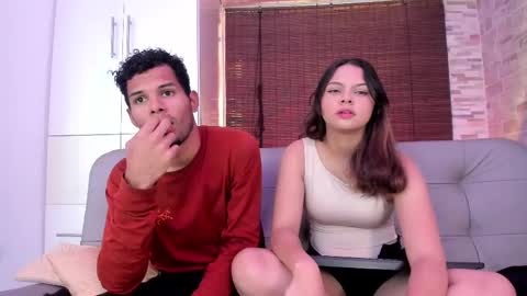 Mia online show from March 1, 7:15 pm