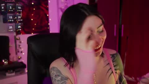 Snapshot of miami_18_ chatting on March 17, 1:54 am Lili online show from March 17, 1:54 am