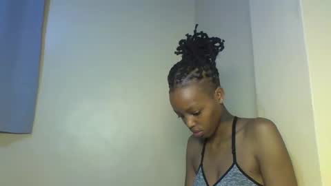 Muffin online show from December 19, 9:00 pm