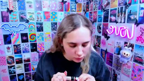 miamilas online show from March 23, 2:54 pm