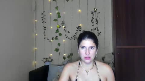 Alianna online show from May 19, 12:44 pm