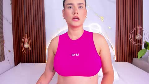 Mia  online show from February 14, 4:42 am