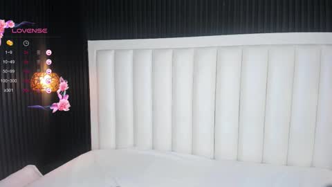 Mia Mistrex online show from September 24, 4:27 am