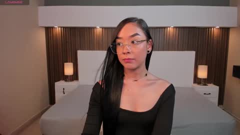 Snapshot of miamonroe7 chatting on September 19, 7:47 pm MiaMonroe online show from September 19, 7:47 pm
