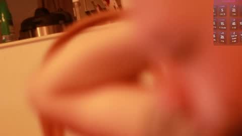 Snapshot of miamoon123 chatting on March 22, 6:55 pm miamoon123 online show from March 22, 6:55 pm