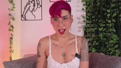 Mia Morgann online show from January 15, 2:32 pm