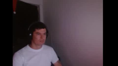Snapshot of miaou_miaou chatting on March 6, 2:41 am miaou_miaou online show from March 6, 2:41 am