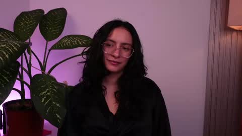 Snapshot of miaportman chatting on June 15, 10:01 pm MIAPORTMANN online show from June 15, 10:01 pm