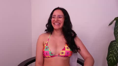 Snapshot of miaportman chatting on July 3, 10:54 am MIAPORTMANN online show from July 3, 10:54 am