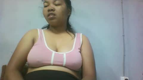 miarii online show from February 24, 5:05 am