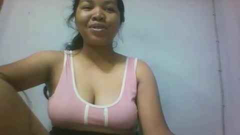 miarii online show from February 26, 8:13 am