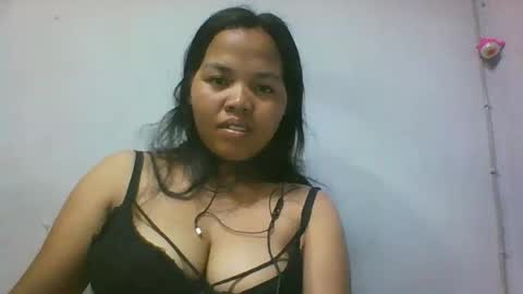 miarii online show from March 13, 5:41 pm