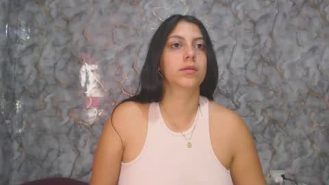 Snapshot of miarouse1531 chatting on April 7, 1:22 pm miarouse1531 online show from April 7, 1:22 pm
