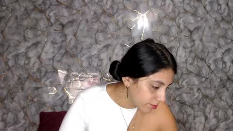 Snapshot of miarouse1531 chatting on June 20, 7:00 am miarouse1531 online show from June 20, 7:00 am