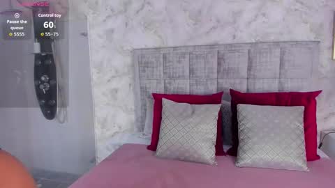 miasanders__ online show from February 12, 8:04 pm