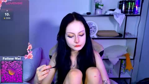 Mia  online show from November 23, 7:35 pm