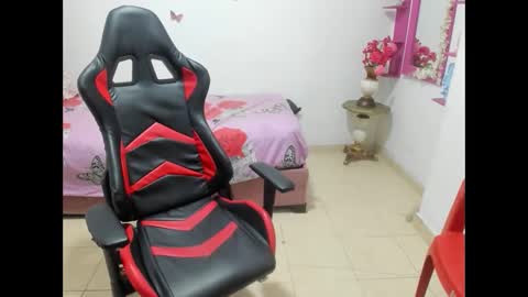 miasexi_hot11 online show from April 22, 10:55 pm