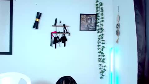 Snapshot of miasexy_latin chatting on March 24, 2:05 am miasexy_latin online show from March 24, 2:05 am
