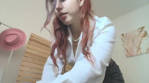 miasilva1 online show from May 11, 7:55 pm