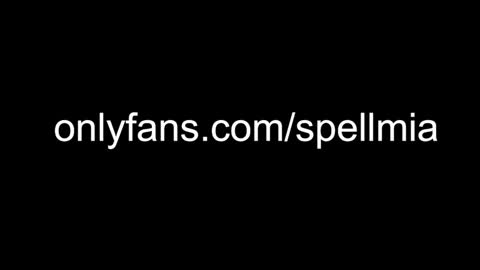 Snapshot of miaspell chatting on December 21, 12:42 am Mia instagram miasspell online show from December 21, 12:42 am