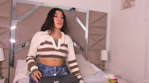 Snapshot of miasr_love chatting on October 28, 8:11 pm miasr_love online show from October 28, 8:11 pm