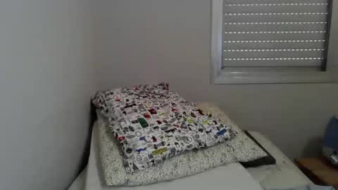 Snapshot of miasscd96 chatting on January 22, 8:17 pm michelle online show from January 22, 8:17 pm