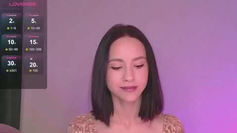 Mia online show from September 29, 7:46 am