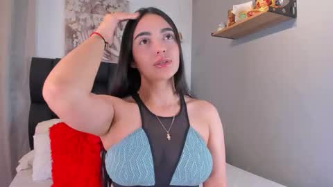 Snapshot of miavelvet1 chatting on October 14, 3:18 am miavelvet1 online show from October 14, 3:18 am