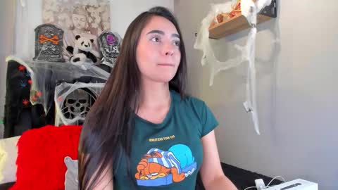 Snapshot of miavelvet1 chatting on October 29, 2:58 am miavelvet1 online show from October 29, 2:58 am