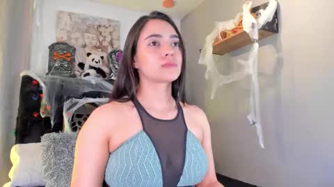 Snapshot of miavelvet1 chatting on October 30, 4:36 am miavelvet1 online show from October 30, 4:36 am