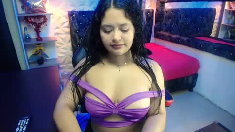 mia online show from October 9, 12:14 pm