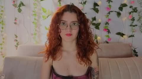 Snapshot of miawinxxx848 chatting on September 13, 9:25 pm Mia Winx online show from September 13, 9:25 pm