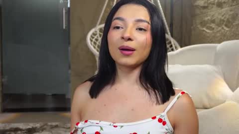 mia online show from March 7, 3:29 am