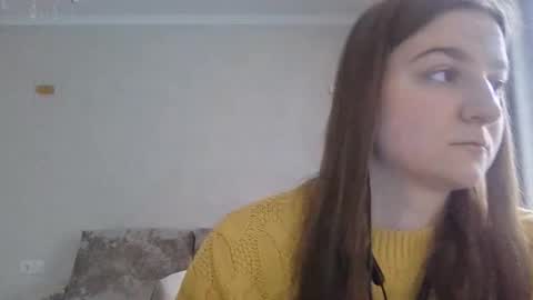 Snapshot of micaelaneighbours chatting on September 30, 11:59 am La online show from September 30, 11:59 am