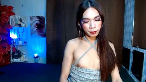 micalopez102702 online show from February 2, 3:27 am