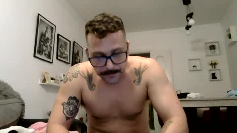 MILO MIAMI online show from June 12, 2:32 am