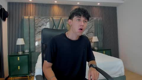 Michael online show from October 24, 2:35 pm