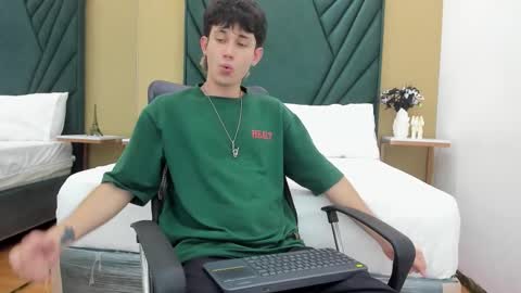 Michael online show from March 18, 7:50 pm